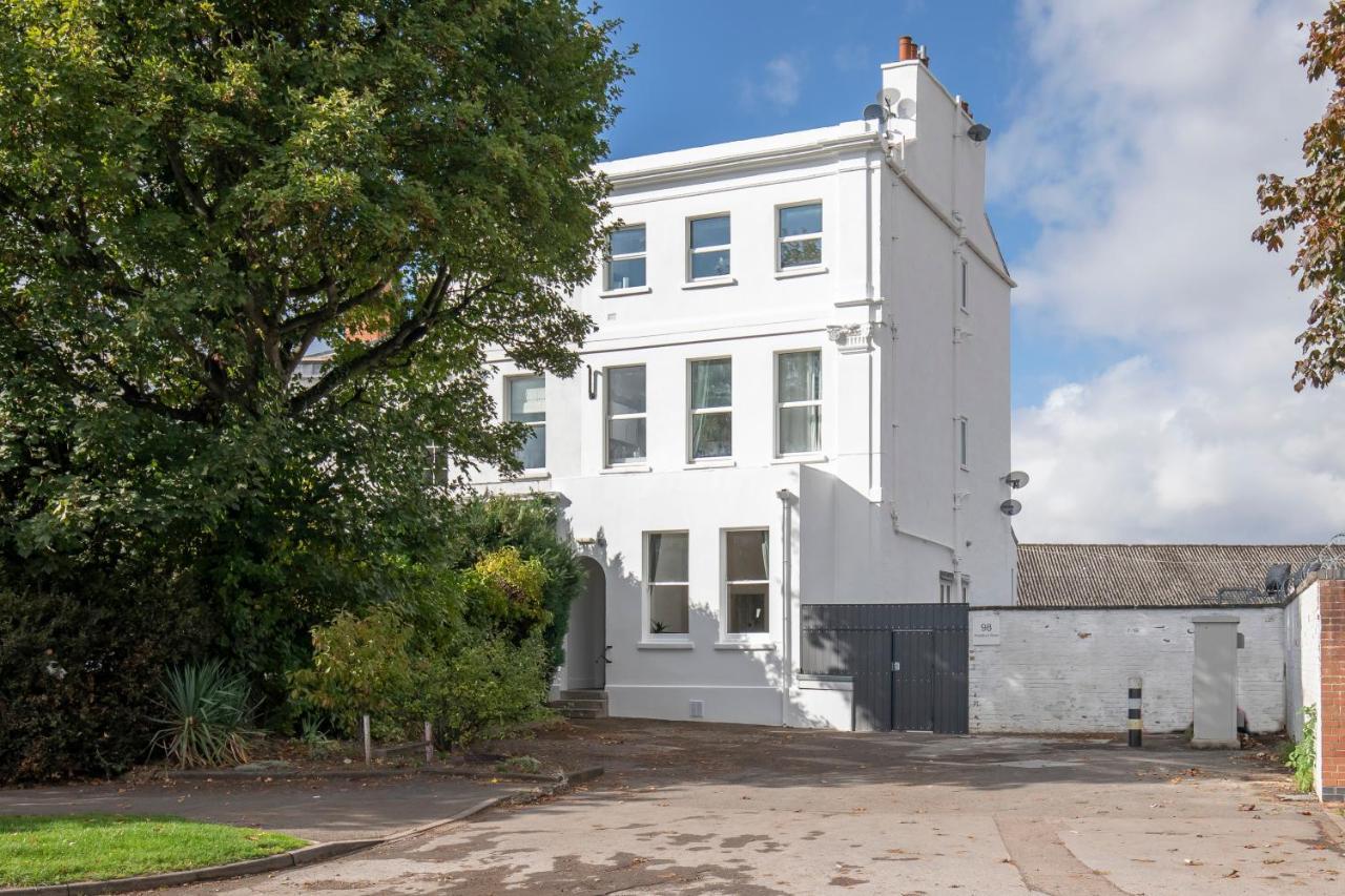 Prestbury Road Apartamento Cheltenham Exterior foto